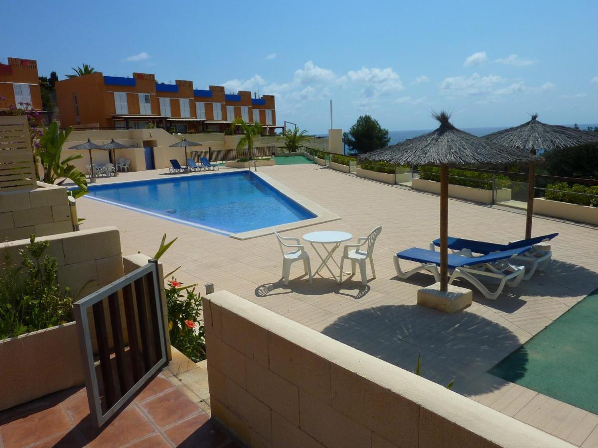 Chalet pareado con piscina y vistas al mar Calpe Exterior foto