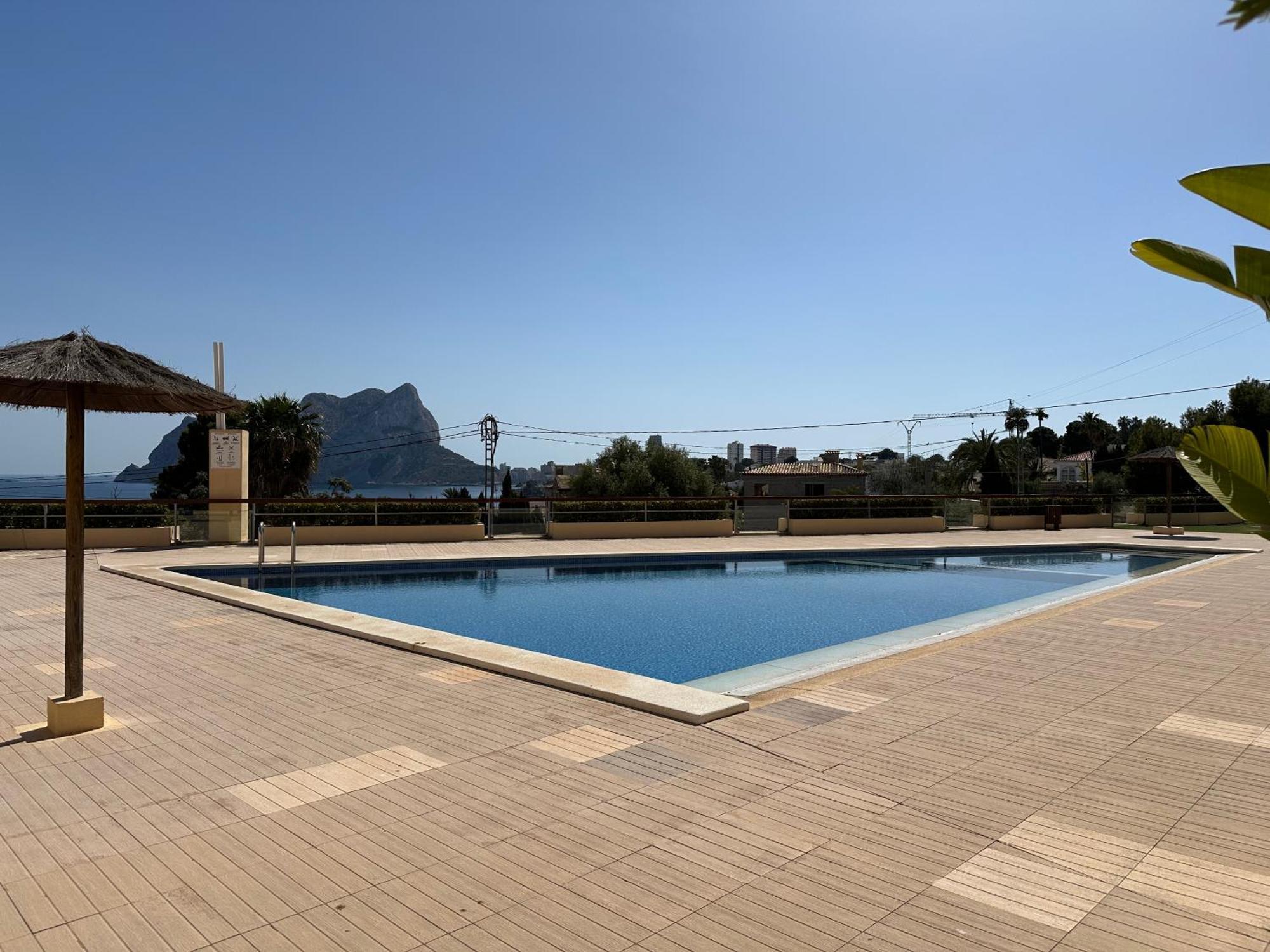 Chalet pareado con piscina y vistas al mar Calpe Exterior foto