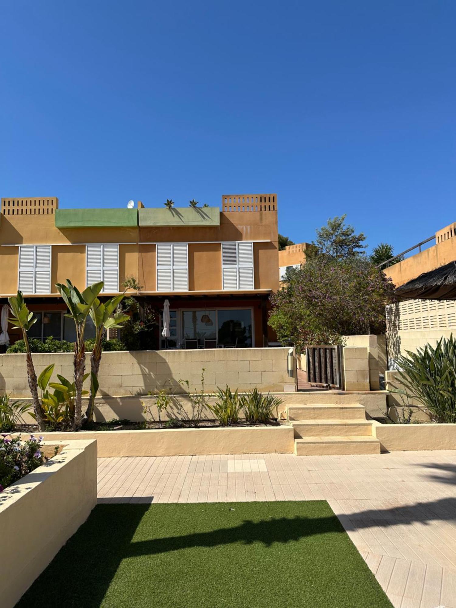 Chalet pareado con piscina y vistas al mar Calpe Exterior foto